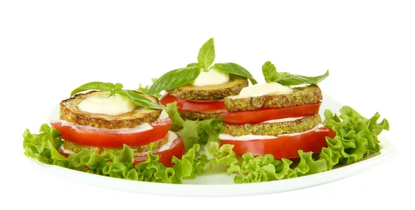 Sabroso tueste de médula y rodajas de tomate con hojas de ensalada, aislado en blanco —  Fotos de Stock