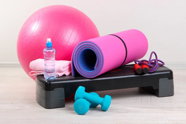 Different tools for fitness in room — Stock Photo, Image