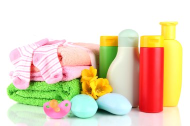 Bebek kozmetik, havlu, sabun, üzerinde beyaz izole