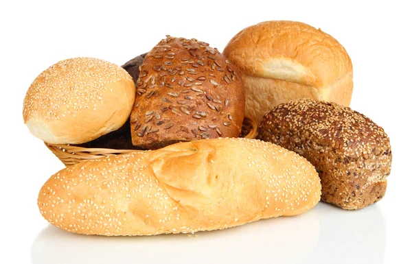 Ποικιλία του ψωμιού που απομονώνονται σε λευκό — Φωτογραφία Αρχείου