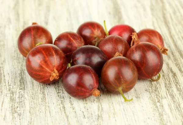 Gooseberry segar di meja close-up — Stok Foto