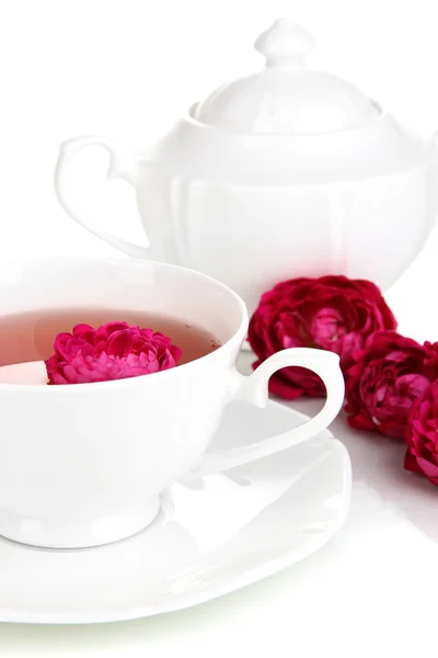 Rosa te isolerad på vit — Stockfoto