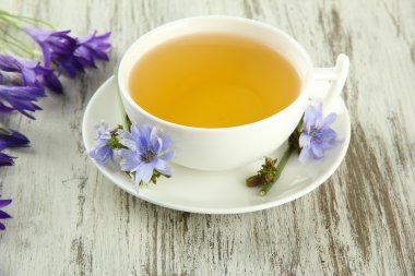 hindiba, ahşap zemin ile çay