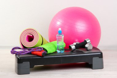fitness salonunda için farklı araçlar