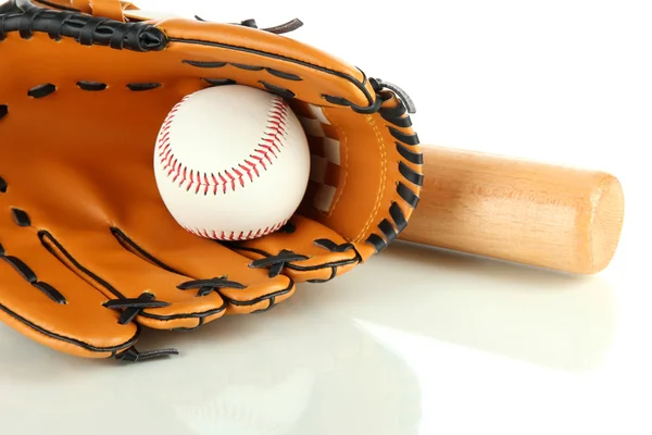 Luva de beisebol, bastão e bola isolados em branco — Fotografia de Stock