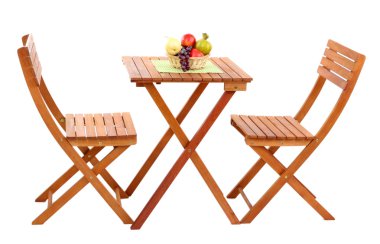 ahşap masa üzerinde beyaz izole meyve