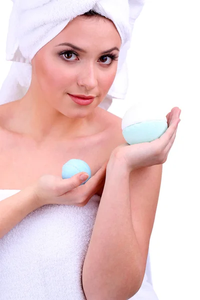 Güzel bir genç kadın üzerinde beyaz izole koku sabun ile — Stok fotoğraf