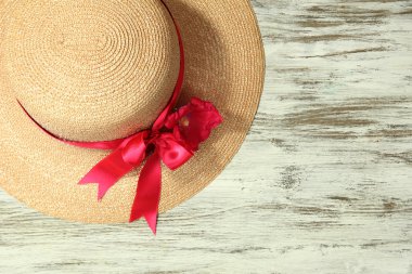 ahşap arka plan güzel yaz şapka