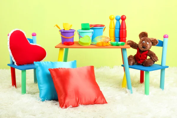 Moderne kinderkamer met apparatuur en speelgoed — Stockfoto