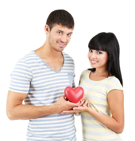 Hermosa pareja amorosa con corazón aislado en blanco — Foto de Stock