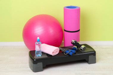 fitness salonunda için farklı araçlar