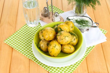 peçete ahşap tablo üzerinde üzerinde fotokopiler üzerinde haşlanmış patates