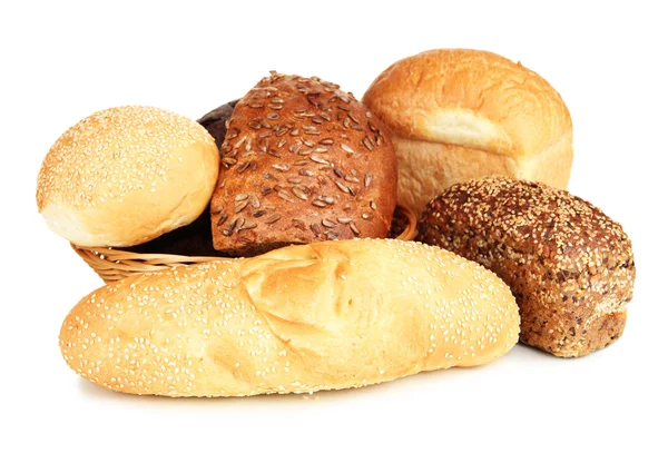 Verschiedene Brotsorten isoliert auf weiß — Stockfoto