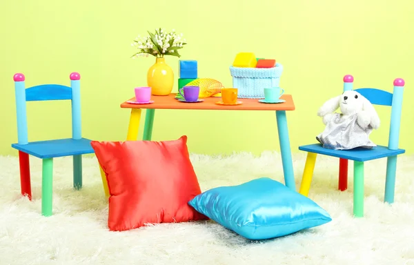 Pokój dziecięcy nowoczesny sprzęt i zabawki — Zdjęcie stockowe