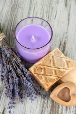 Lavanta Mum taze lavanta Sabunu Ahşap zemin ile