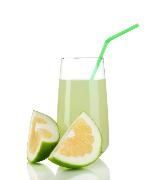 Läckra sötnos juice i glas och sötnosar bredvid det isolerade på vit — Stockfoto