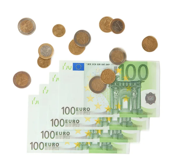 Billets en euros et cents en euros isolés sur blanc — Photo