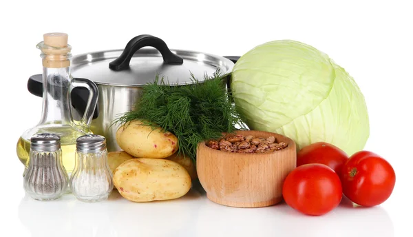 Ingrediënten voor het koken van borsch geïsoleerd op wit — Stockfoto