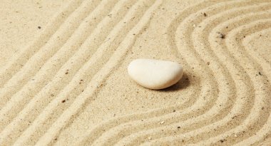 Zen Bahçesi komisyon kum ve yuvarlak taşlar ile yakın çekim