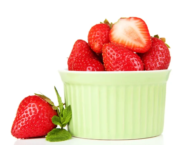 Ripe sweet strawberries in bowl, isolated on white — Stock Photo, Image