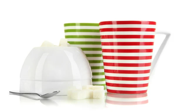 Teetasse und Zuckerdose auf weißem Hintergrund — Stockfoto