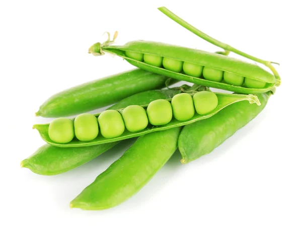 Zoete groene erwten geïsoleerd op wit — Stockfoto