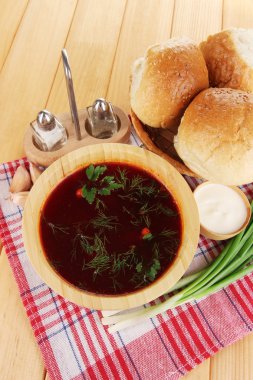 lezzetli borsch üzerinde tablo yakın çekim
