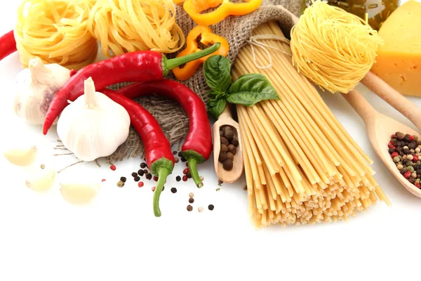 Pasta spaghetti, vegetables and spices, isolated on white — Stock Photo, Image