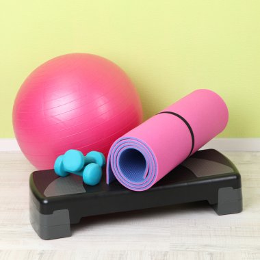 fitness salonunda için farklı araçlar