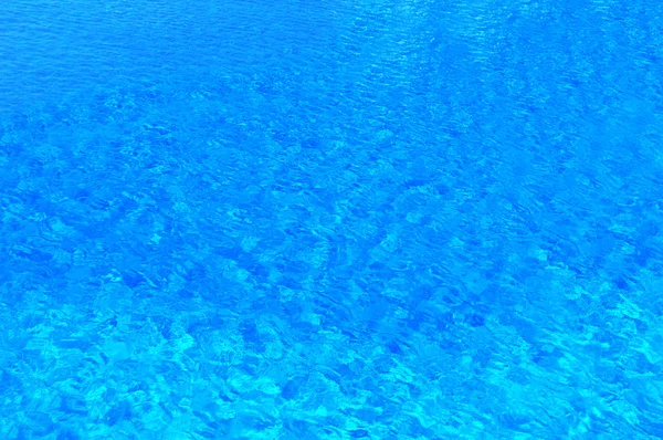 Acqua blu in piscina — Foto Stock