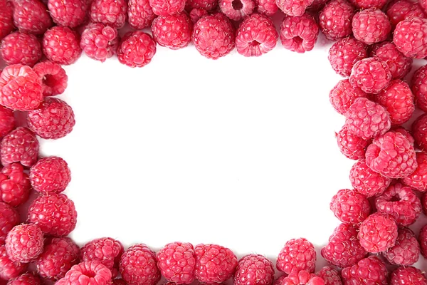 孤立在白色的成熟甜莓 — 图库照片