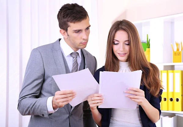 Business colleagues working together in office — Stock Photo, Image