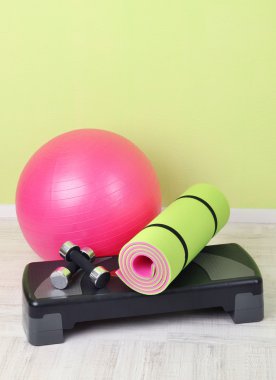 fitness salonunda için farklı araçlar