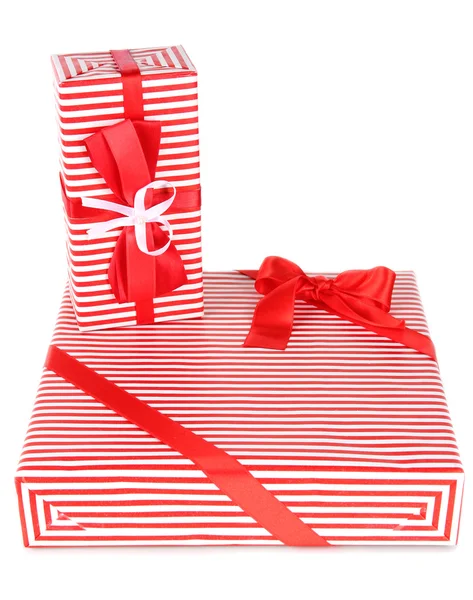 Κουτιά δώρων, εορταστική συσκευασία απομονωθεί σε λευκό — 图库照片