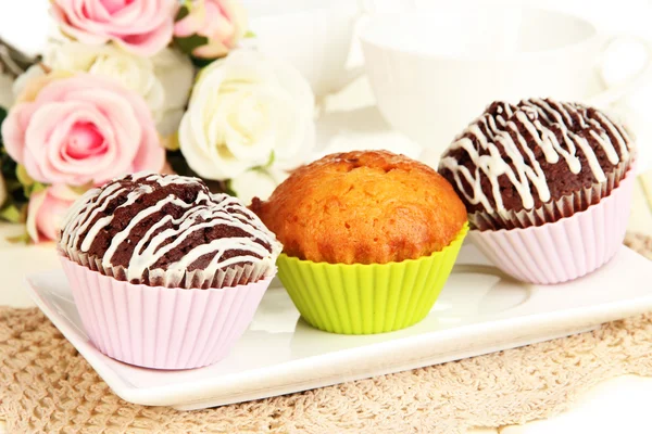 Sweet cupcakes close up — Stock Photo, Image