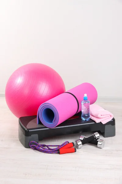 Different tools for fitness in room — Stock Photo, Image