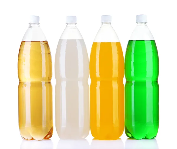 Sortimento de garrafas com bebidas saborosas, isoladas em branco — Fotografia de Stock