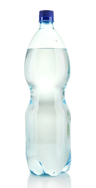Flaska vatten, isolerad på vit — Stockfoto