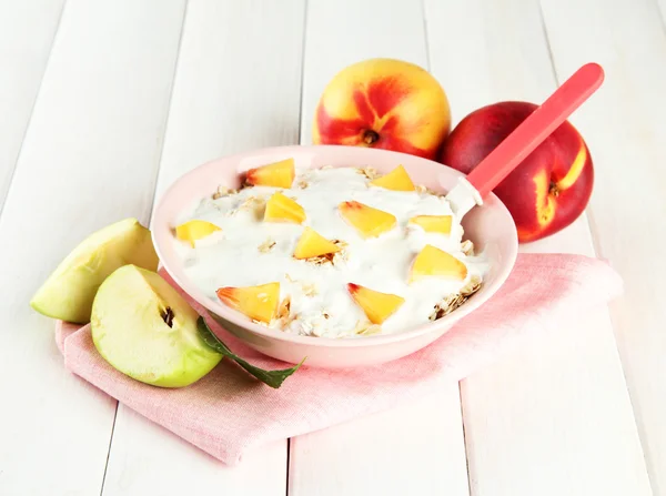 God diet mat, på träbord — Stockfoto