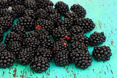 ahşap masa tatlı blackberry