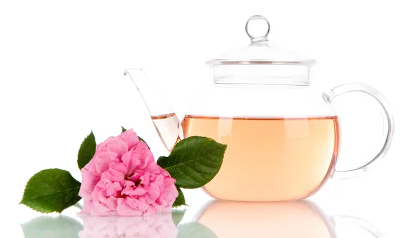 Waterkoker voor thee uit de thee rose geïsoleerd op wit — Stockfoto
