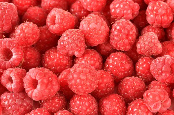 Reife süße Himbeeren, Nahaufnahme — Stockfoto