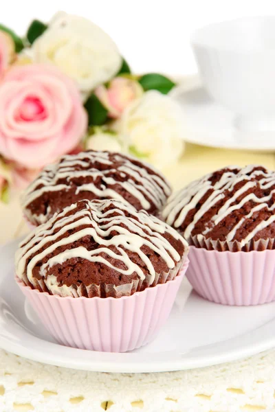 Édes csokoládé cupcakes közelről — Stock Fotó