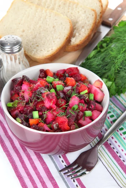 Beet salad in bowl close-up — Stock Photo, Image