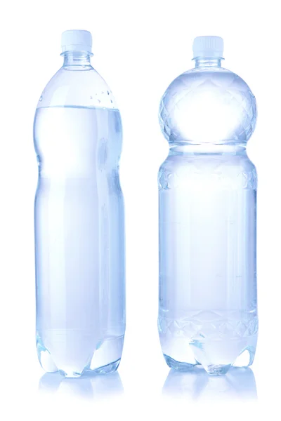 Láhve vody, izolované na bílém — Stock fotografie