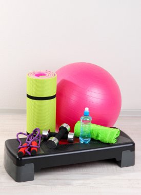 fitness salonunda için farklı araçlar