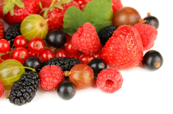 Ripe berries isolated on white — Stock Photo, Image