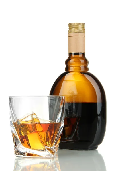Pohár ital, üveg, elszigetelt fehér — Stock Fotó