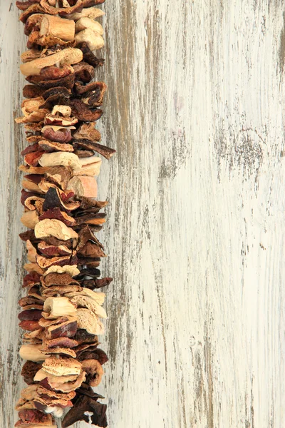 Setas secas sobre fondo de madera —  Fotos de Stock