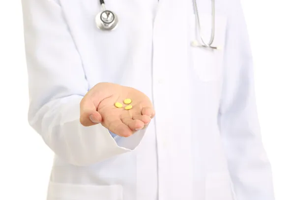 Lekarz daje tabletki — Zdjęcie stockowe